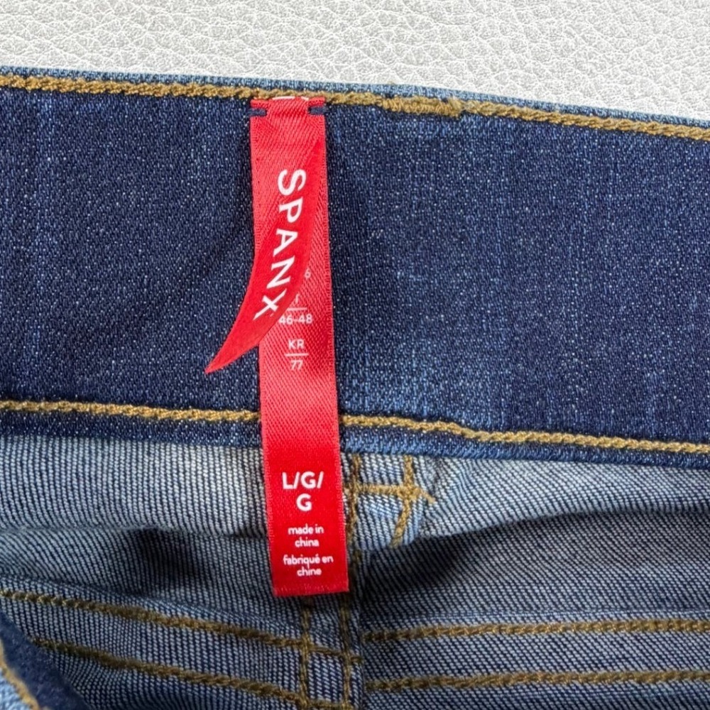 Spanx Flare Jeans Size Large Dark Indigo Pull On High Rise Denim Pants L - Picture 3 of 13